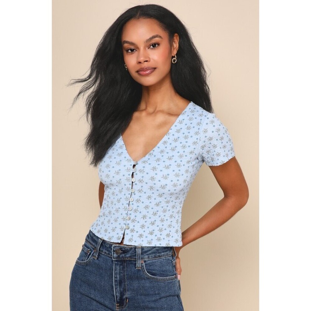 LULUS My Everyday Best Blue Floral Print Short Sleeve Button-Front Top